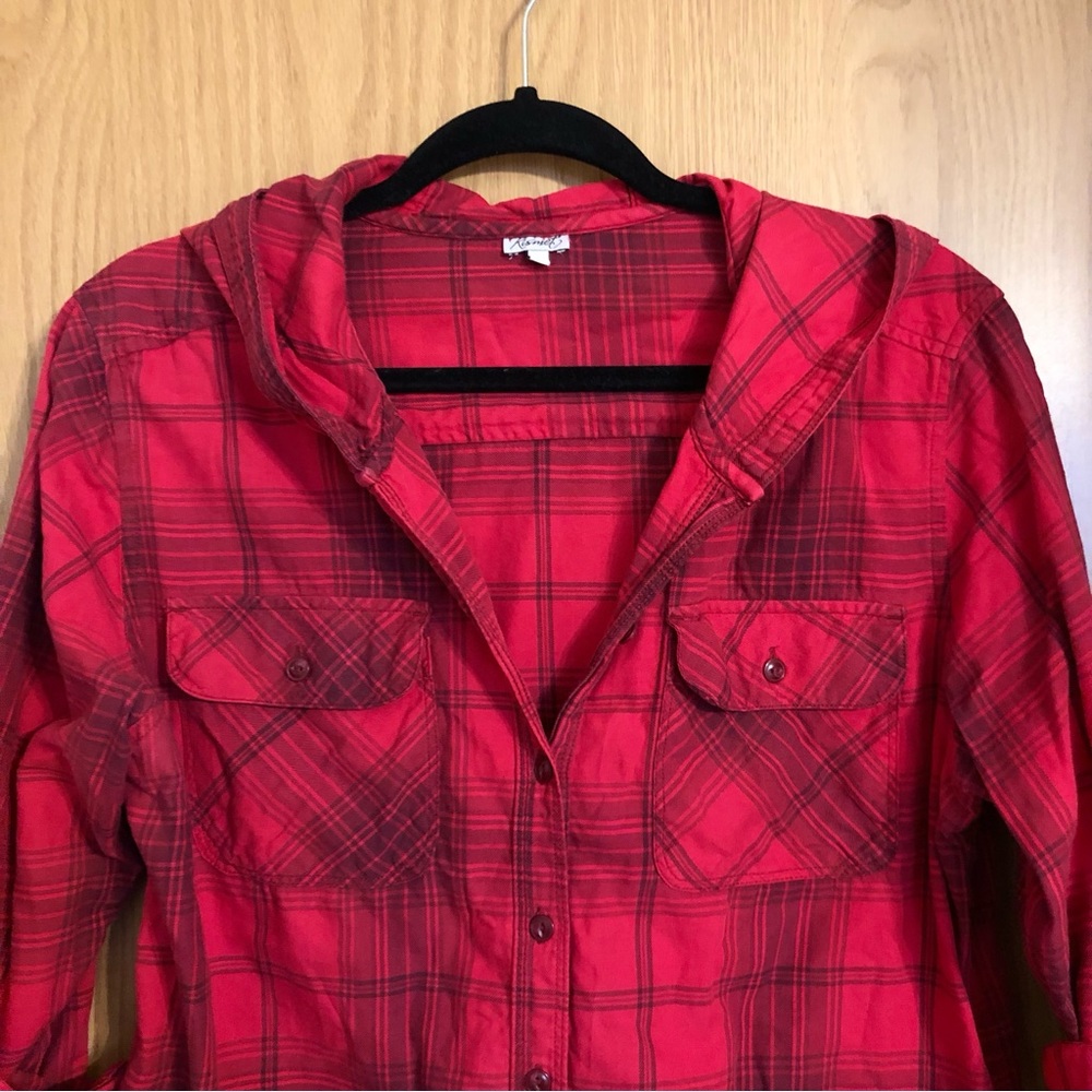 ✨2/$15-Kismet Red Plaid Button Up w. Hood - Picture 3 of 8